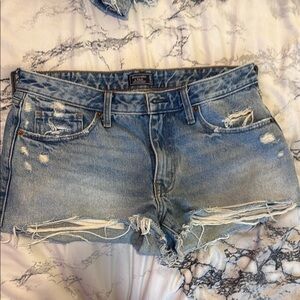 ❌ SOLD❌ Abercrombie & Fitch Blue Jean Shorts Distressed Vintage Style